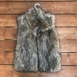 Ci Sono Tan Faux Fur Vest • Size Medium